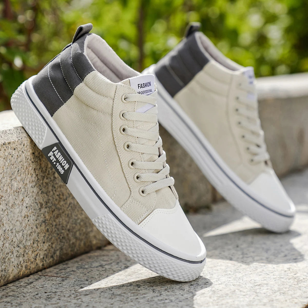 Men Mid-Top Canvas Shoes
