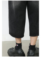 OverEase™ – Vintage Oversize Denim Shorts 2025 (Wide Leg, Relaxed & Throwback Inspired)