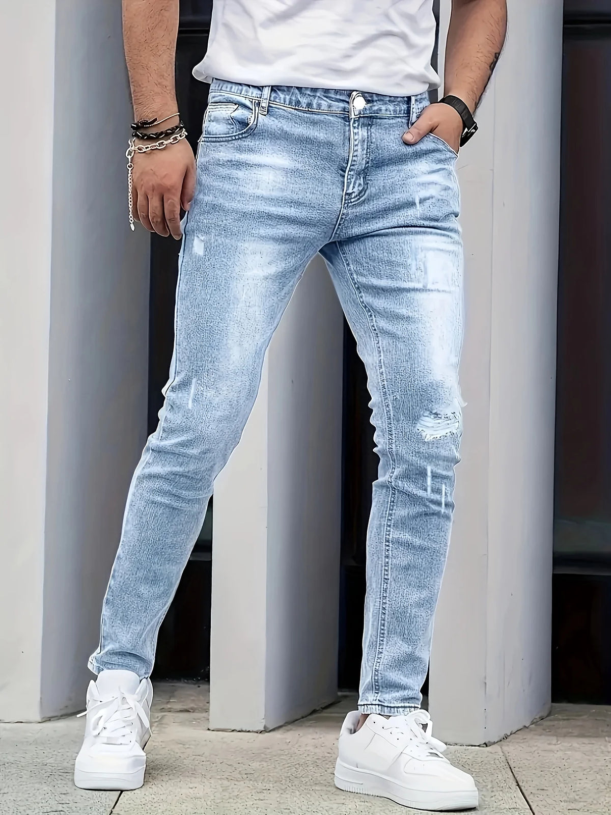 Men's Slim Fit Distressed Jeans