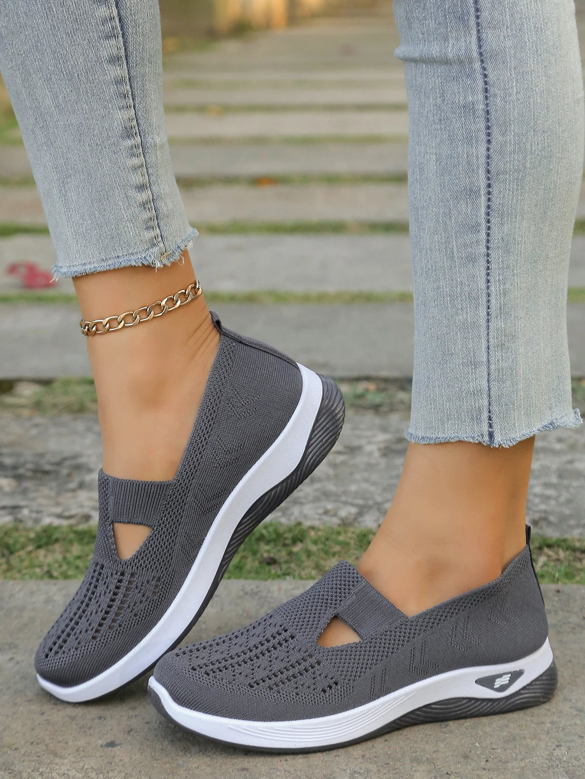 Women's Lightweight Casual Summer Shoes