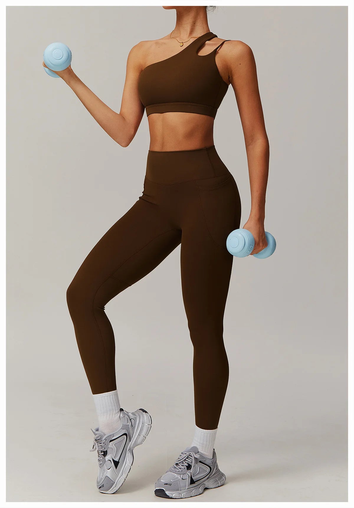 Women Oblique Shoulder Sports Bra