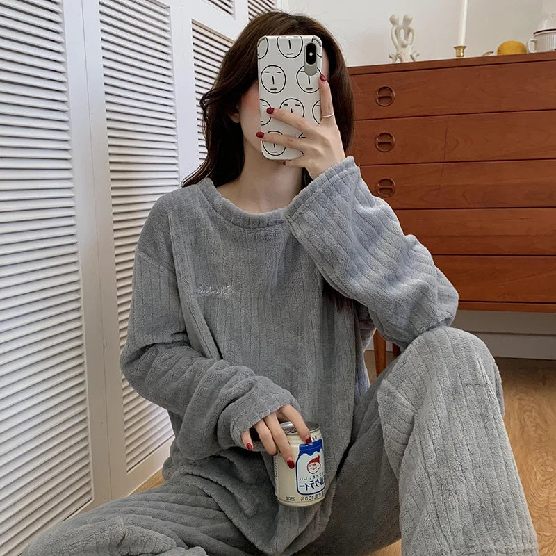 Women's Fleece Pajama Set