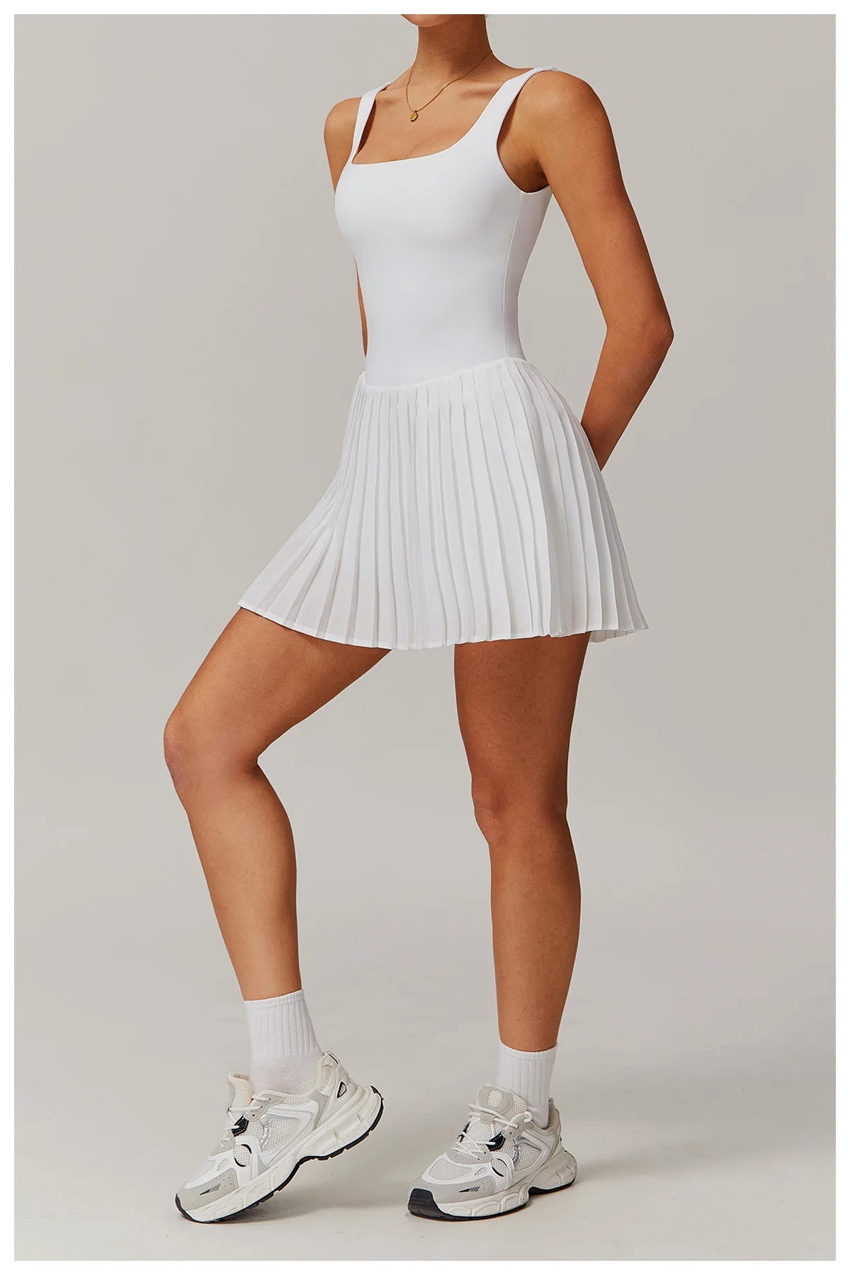 Women Pocket Pleated Sports Jumpsuit