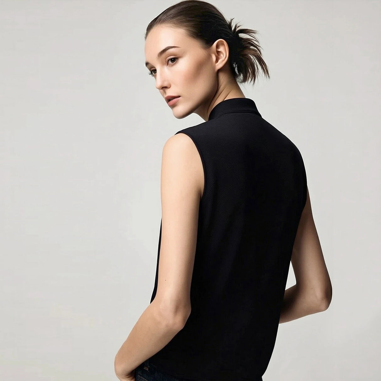 Amii Sleeveless Chiffon Office Blouse