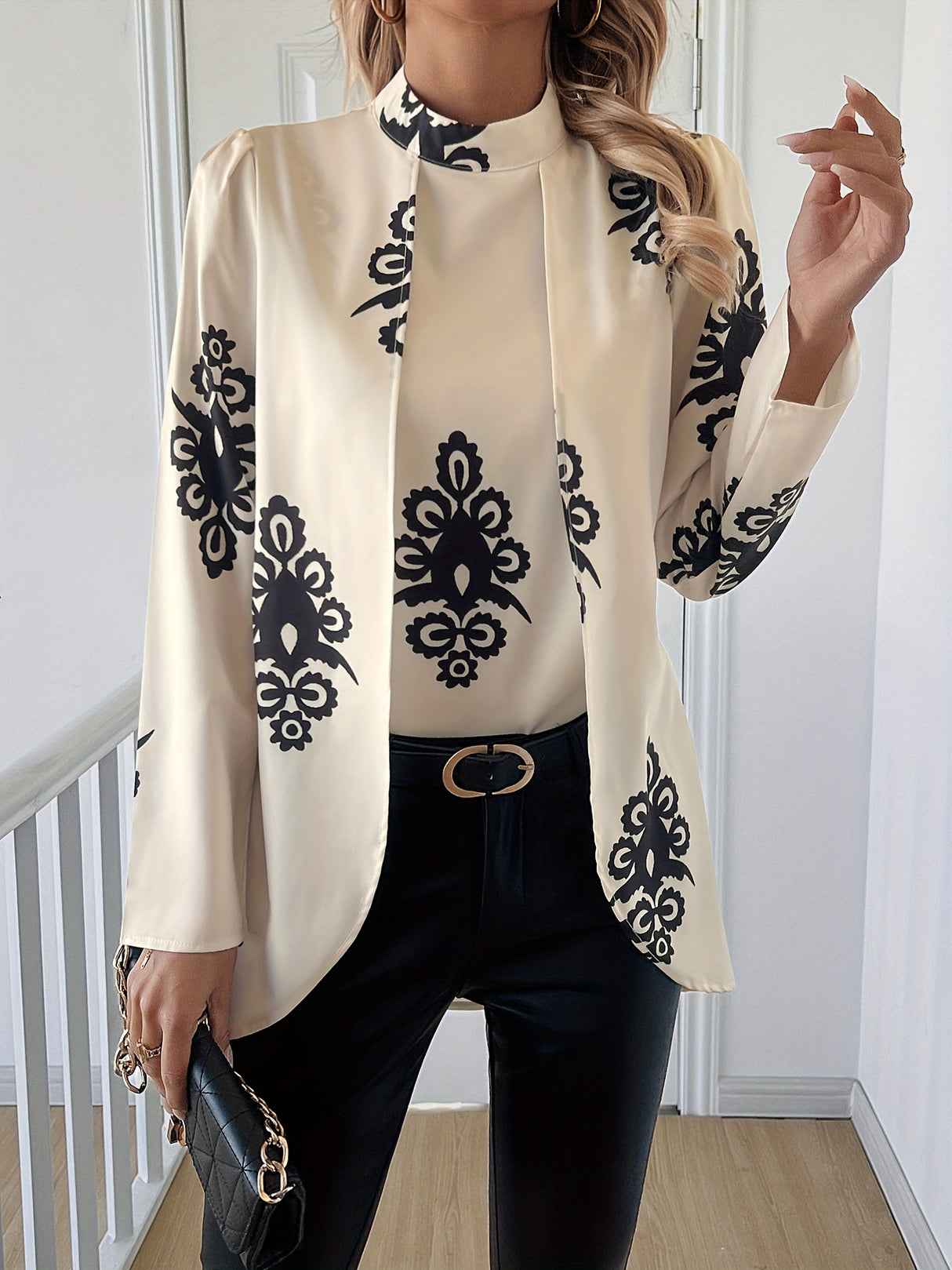 Elegant Women's Blouse